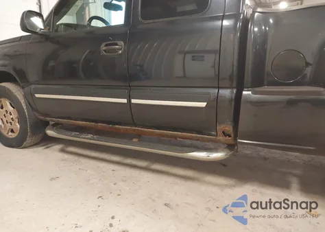 2005 Chevrolet Silverado 1500 Z71 z USA, uszkodzony, nr VIN 1GCEK19B15Z314012